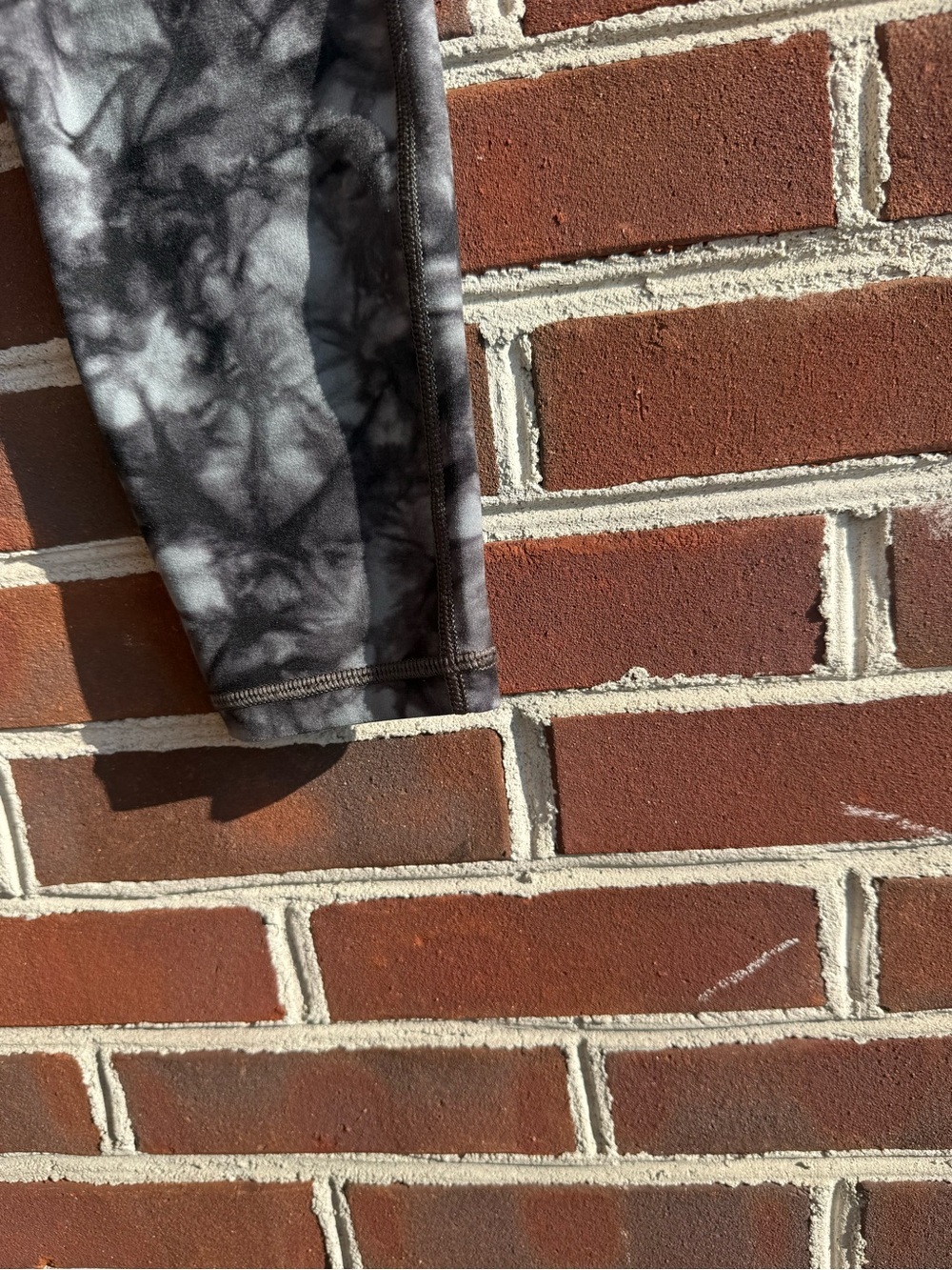 Athleta Powervita Salutation 7/8 Tie Dye Black Marble-Print High-Rise Leggings M - Picture 5 of 12